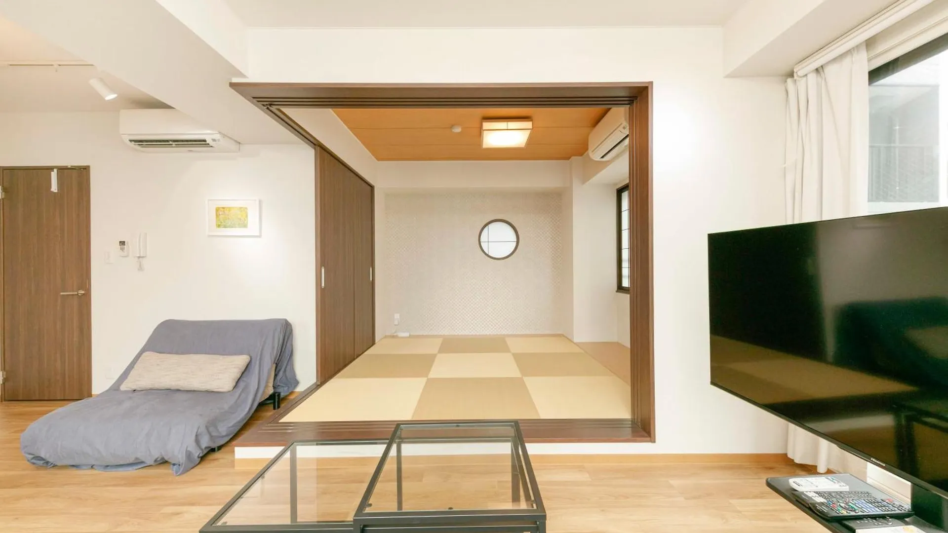 Gamadas Bld Tokyo Japan