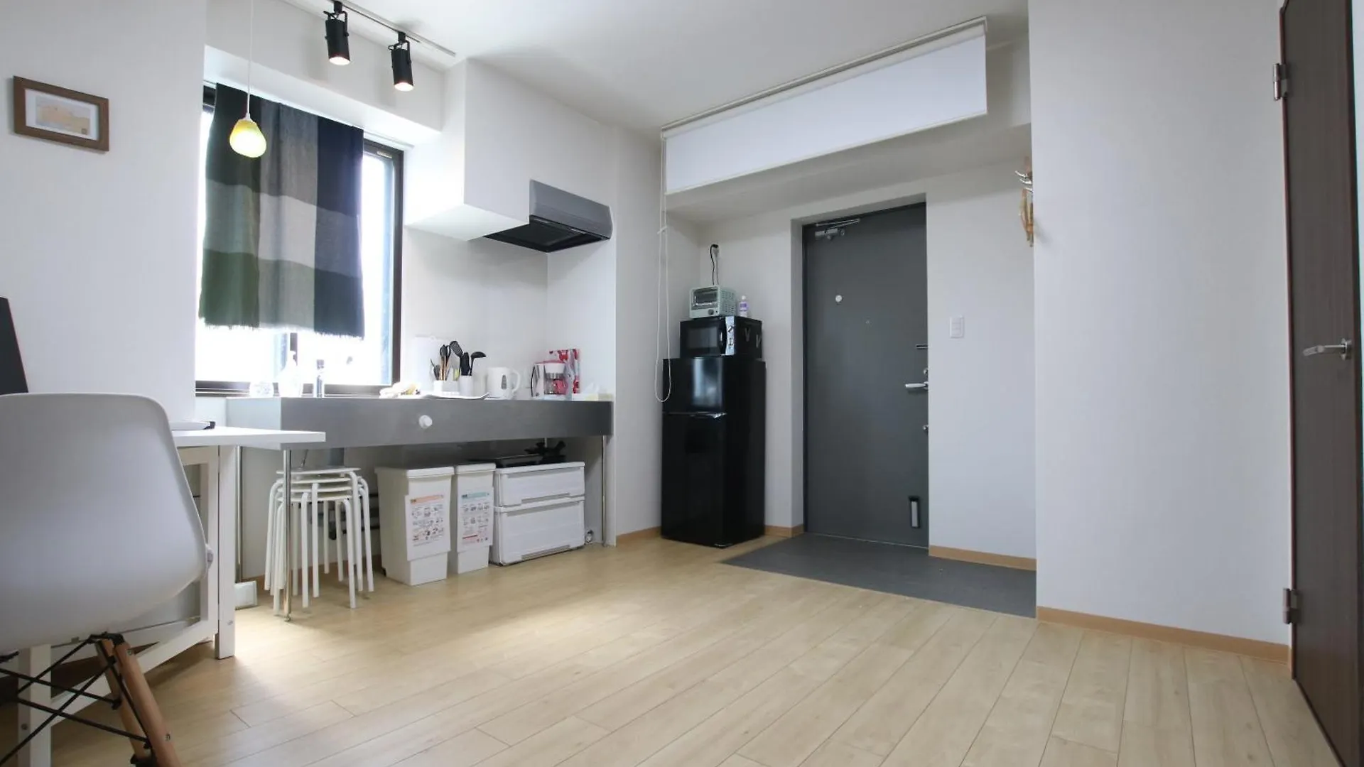 Apartment Gamadas Bld Tokyo