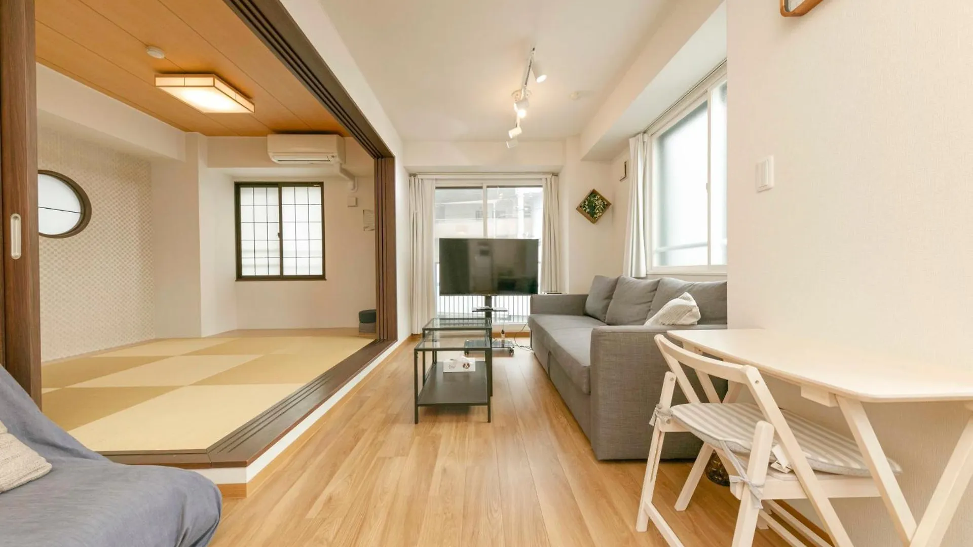 Apartment Gamadas Bld Tokyo