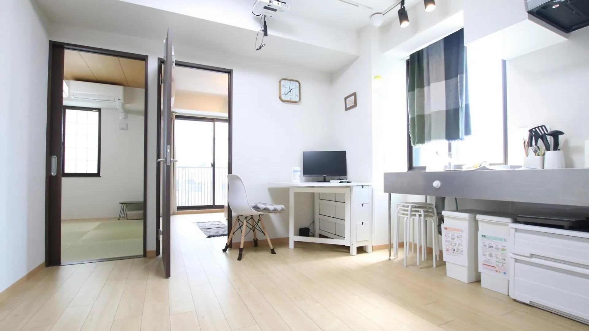 Gamadas Bld Tokyo 0*,
